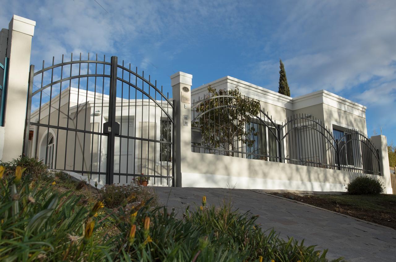 بويرتو مادرين Hosteria Casa De Mar المظهر الخارجي الصورة